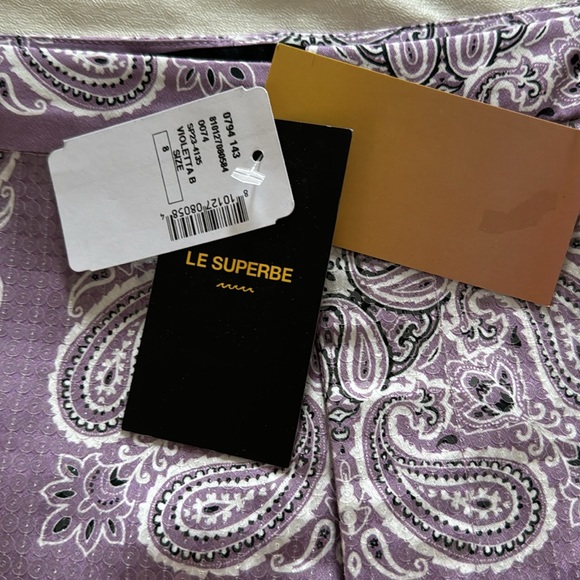 Shorts with paisley pattern and rhinestones - Picture 2 of 7